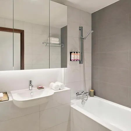Moevenpick Hotel & Apartments Ghala Muscat Exterior photo Bathroom
