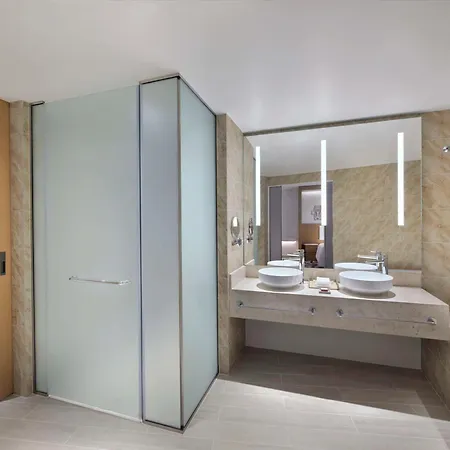 Moevenpick Hotel & Apartments Ghala Muscat Exterior photo A bathroom in a hotel