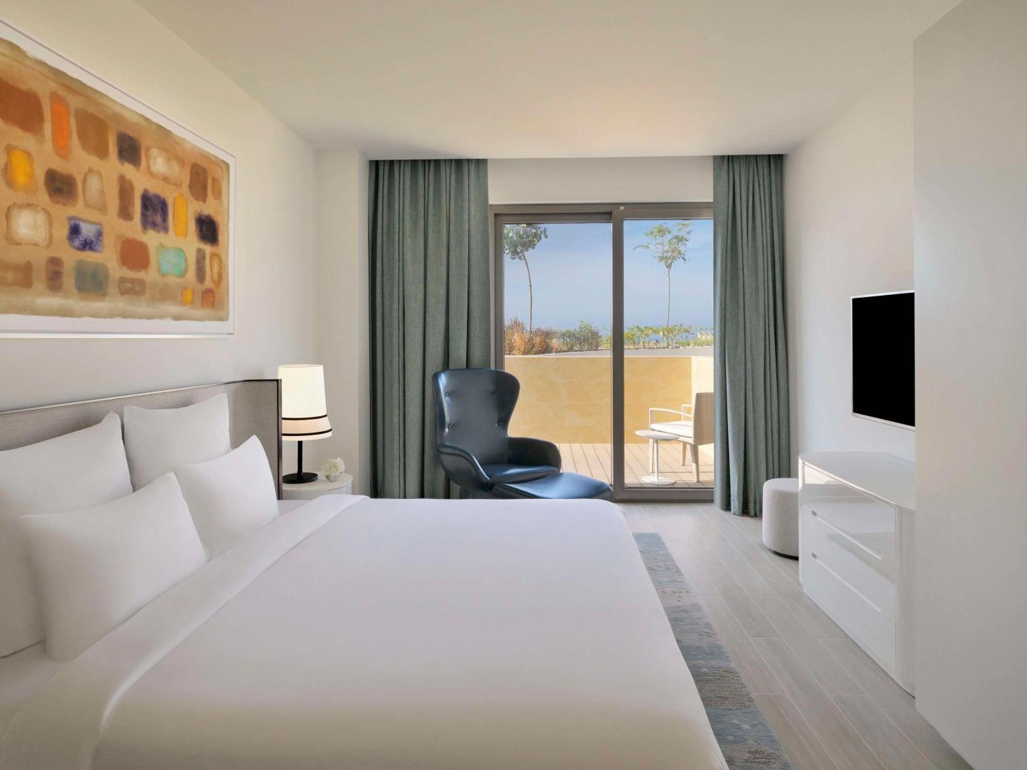 Moevenpick & Ghala Hotel