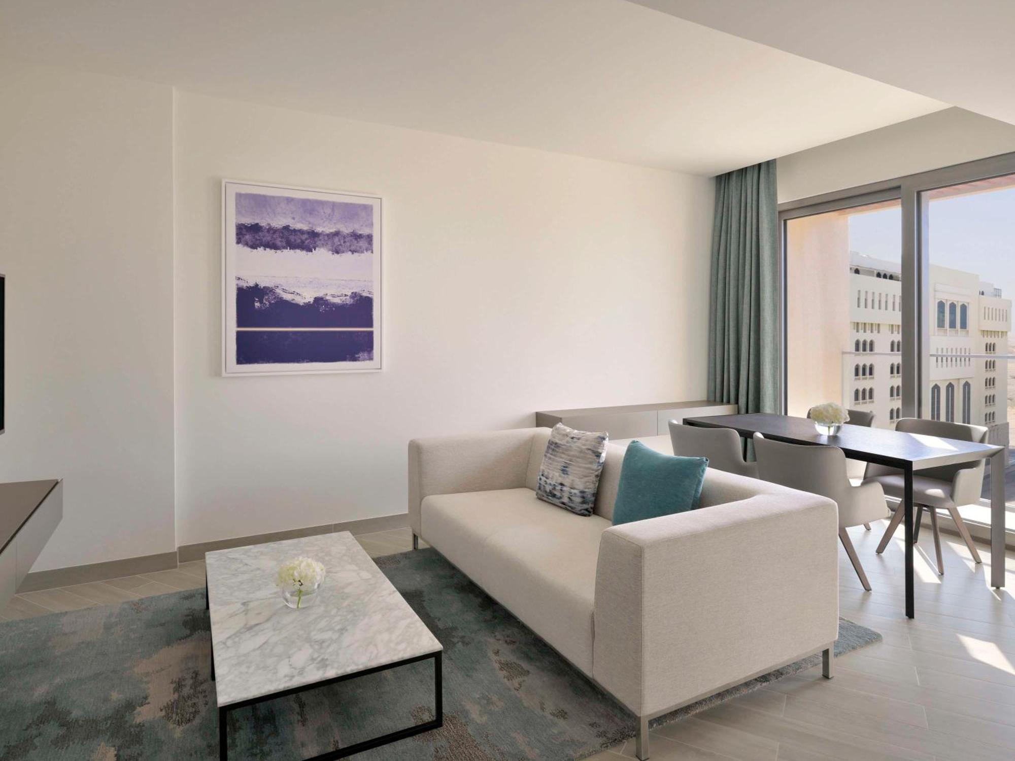 Hotel Moevenpick & Ghala 5*