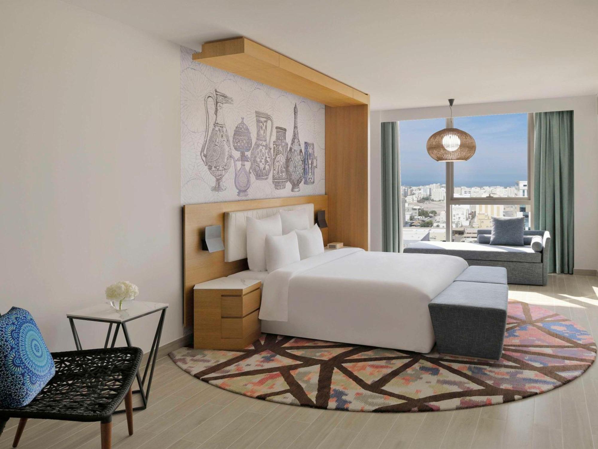 Hotel Moevenpick & Ghala Muscat